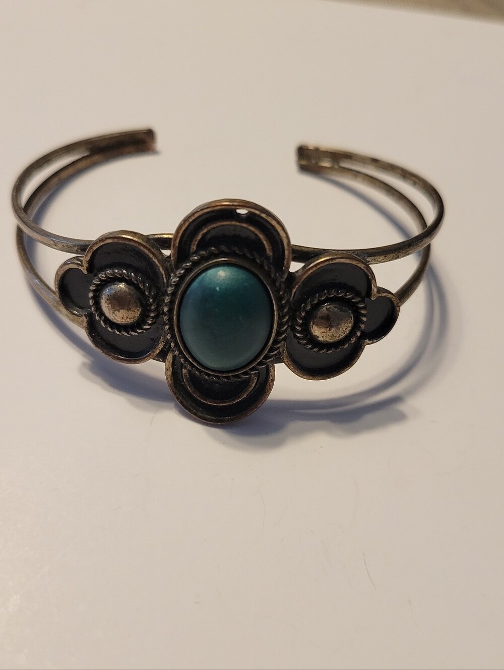 Vintage Turquoise Stone Silver Floral Cuff Bracelet - Unbranded